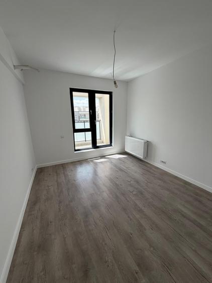 Penthouse cu 4 camere decomandat în Parcul Carol