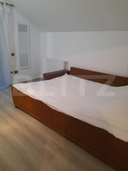 Casă individuală cu 6 camere cu Canalizare în Orăștie