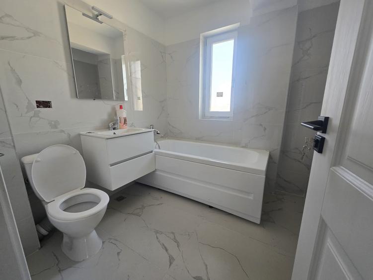 Apartament cu 2 camere decomandat în Bucium