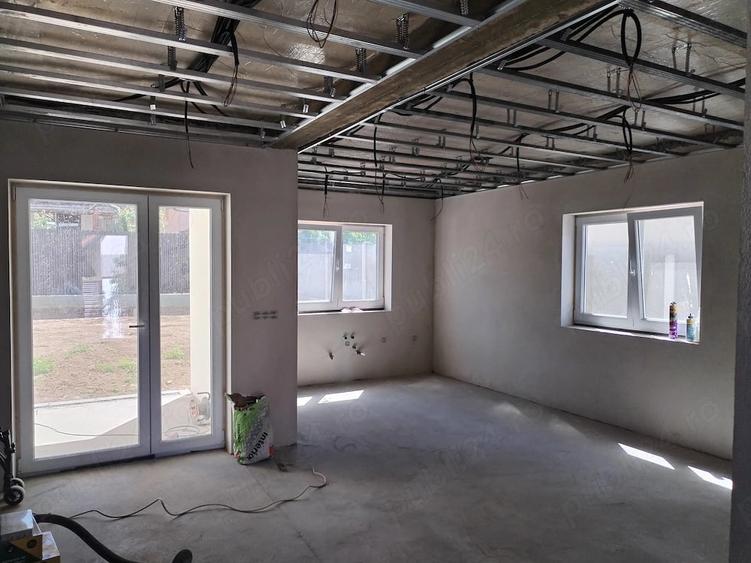 Casă cu 3 camere cu Teren 260 Mp în Giarmata