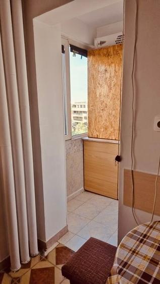 Apartament cu 2 camere semidecomandat, mobilat în P-ța Muncii