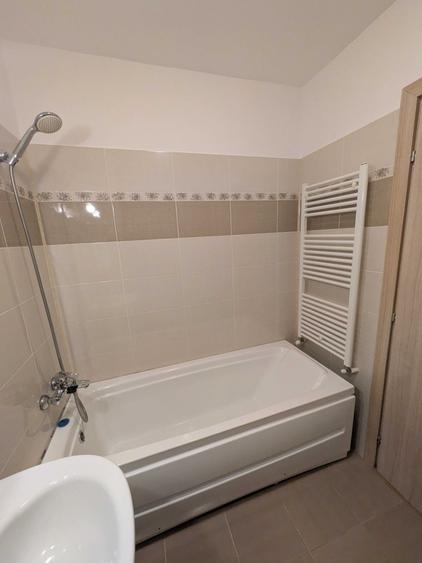 Garsonieră decomandată în Păcii