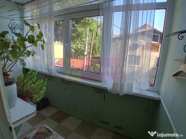 Apartament cu 4 camere decomandat în Brâncoveanu