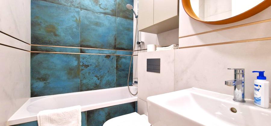 Apartament cu 2 camere semidecomandat în Pajura
