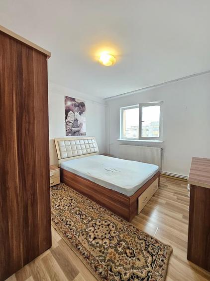 Apartament cu 3 camere decomandat în Nord