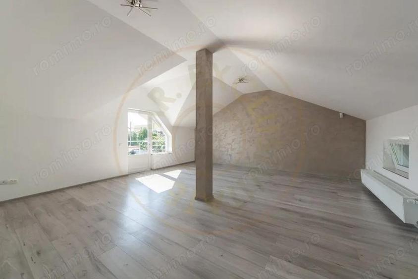 Casă cu 1 camere cu Teren 491 Mp în Uiasca