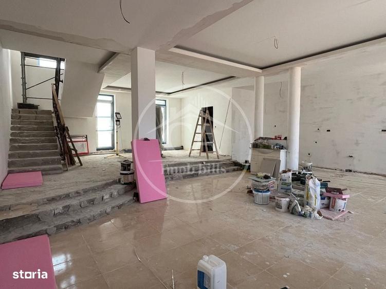 Casă cu 4 camere decomandat în Oncea