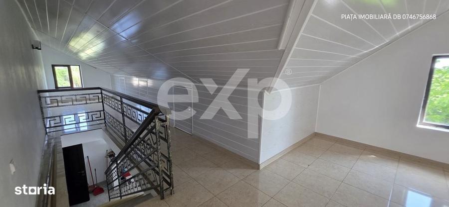 Casă cu 4 camere în Văcărești