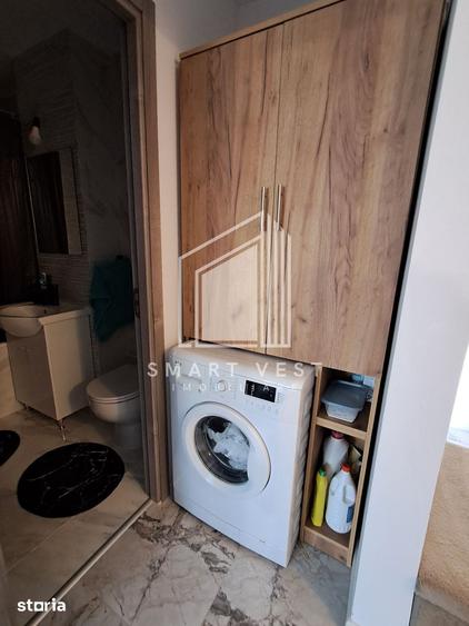 Apartament cu 3 camere semidecomandat în Micro 17