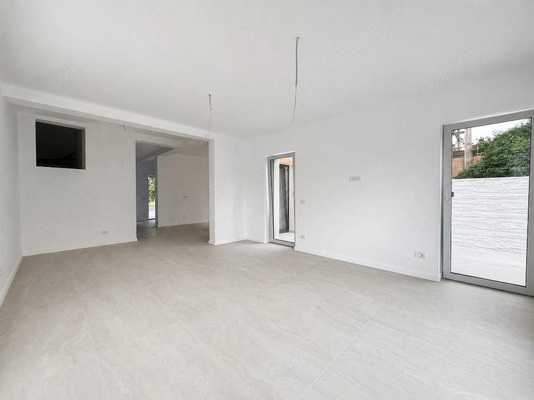 Casă cu Teren 315 Mp în Ghiroda