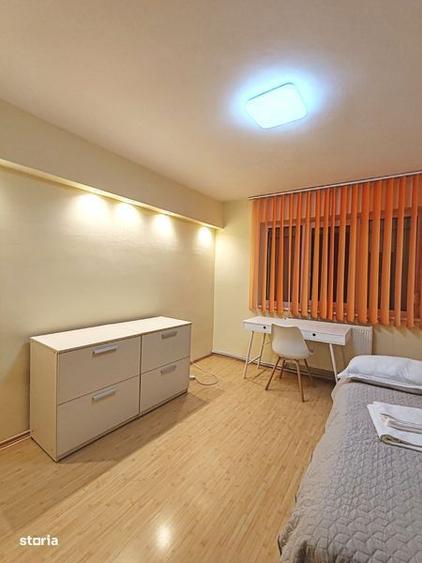 Inchiriez apartament 3 camere 400 eur - 2