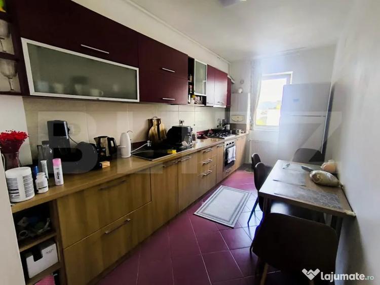 Apartament cu 2 camere decomandat în Răcădău