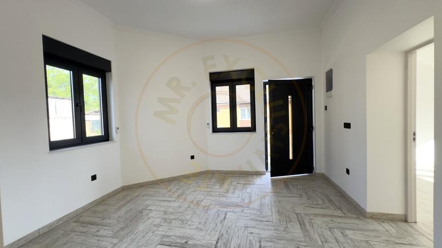 Casă individuală cu 3 camere cu Canalizare în Carei