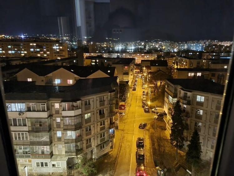 Apartament cu 3 camere decomandat, mobilat în Grigorescu