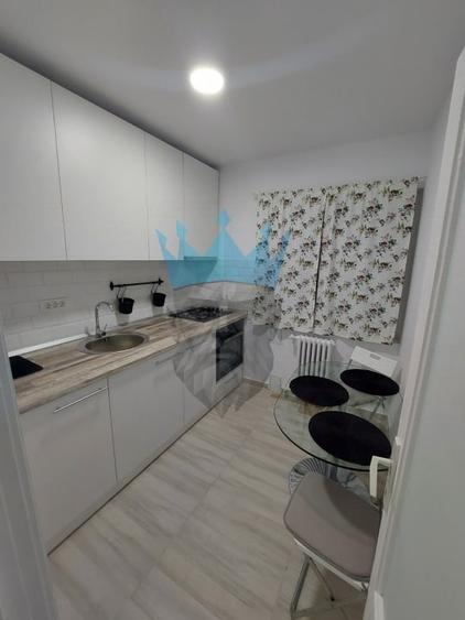 Apartament cu 2 camere decomandat, mobilat în Gara de Nord