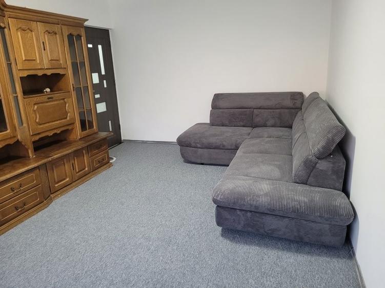 Apartament cu 2 camere decomandat în Bârzești