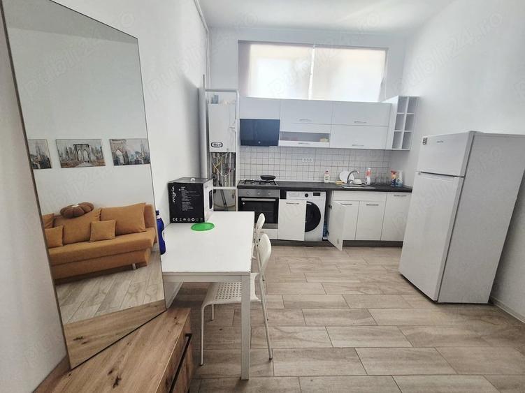 Apartament cu 2 camere semidecomandat în Central