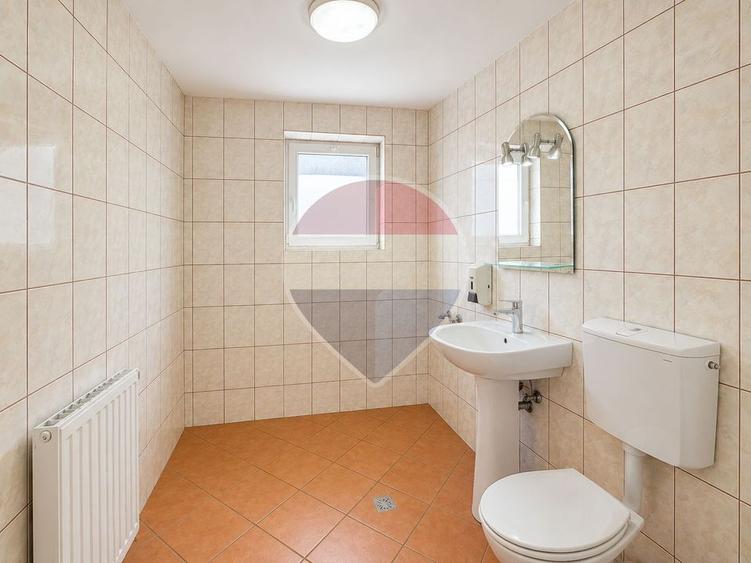 Duplex cu 5 camere cu Teren 250 Mp în Banu Manta