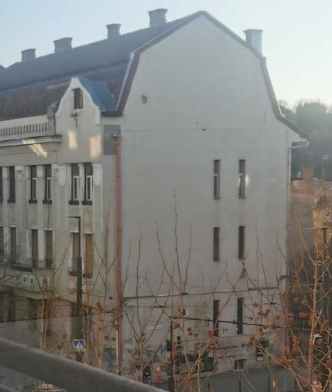 Apartament cu 2 camere decomandat în Horea