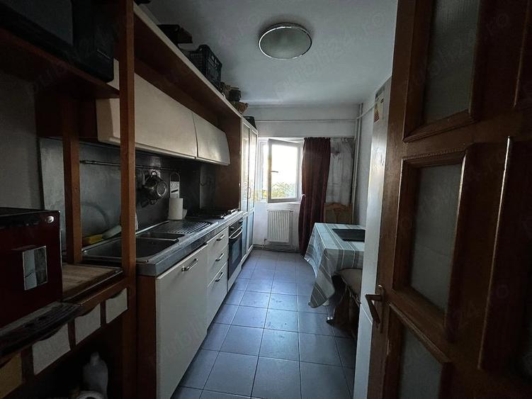 Apartament cu 3 camere decomandat în Ultracentral