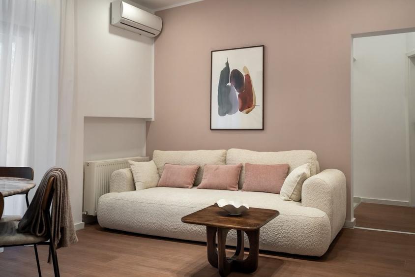 Apartament cu 4 camere, mobilat în Dorobanți