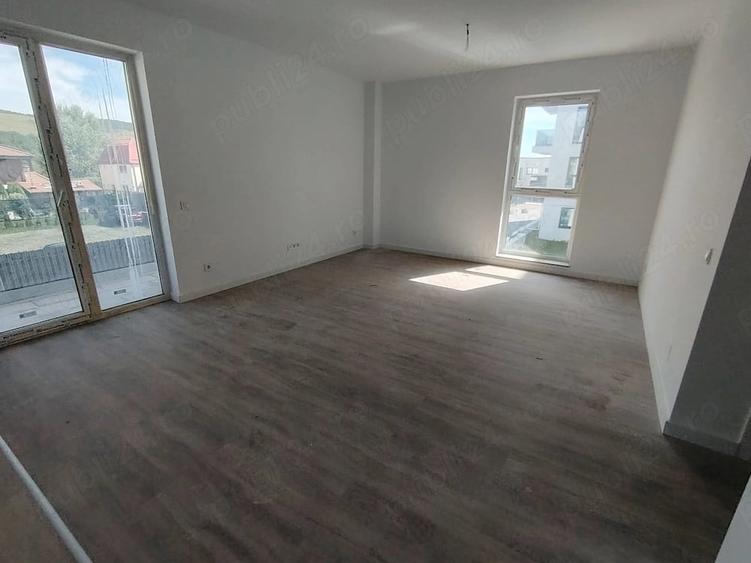 Apartament cu 2 camere semidecomandat în Florești