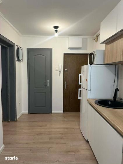 Apartament cu 2 camere decomandat în Semicentral