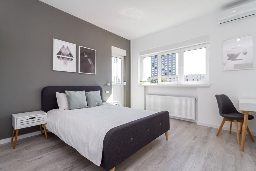 Apartament cu 4 camere, mobilat în Unirii