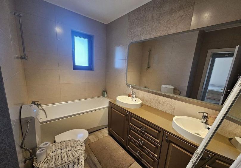 Duplex cu 4 camere cu Canalizare în Mogoșoaia