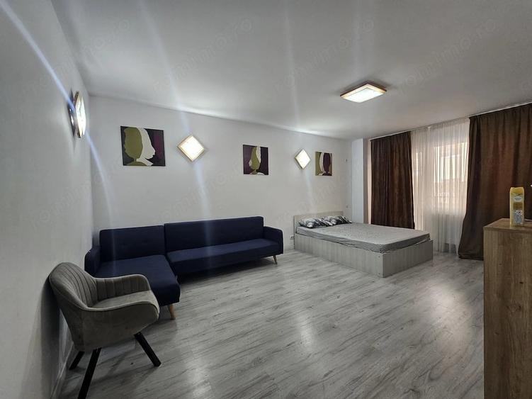 Apartament cu 2 camere decomandat în Pietroasa