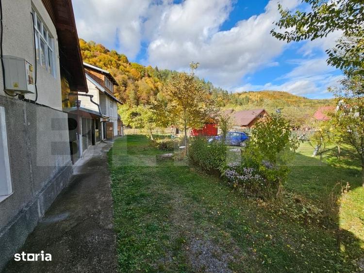 Casă cu 7 camere cu Teren 2727 Mp în Vidra