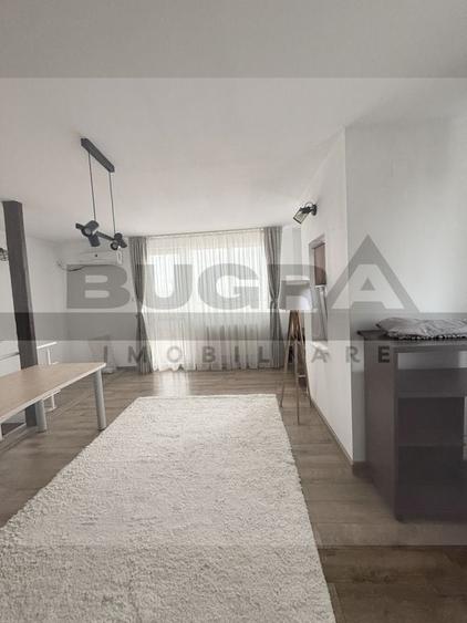 Apartament cu 4 camere semidecomandat, mobilat în Andrei Mureșanu