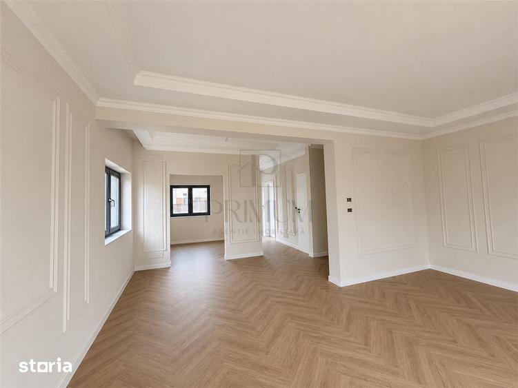 Casă cu 4 camere cu Teren 290 Mp în Central