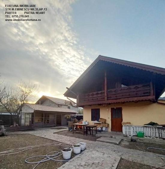 Casă individuală cu 7 camere cu Teren 2000 Mp în Exterior Vest