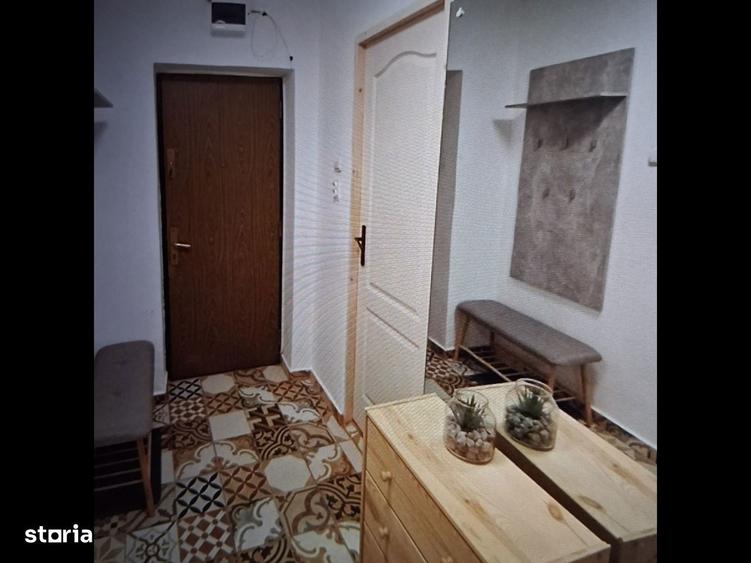 Garsonieră decomandată în Tei