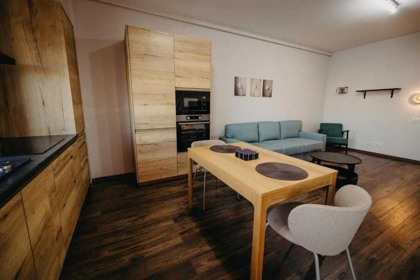 Apartament cu 2 camere în Aurel Vlaicu