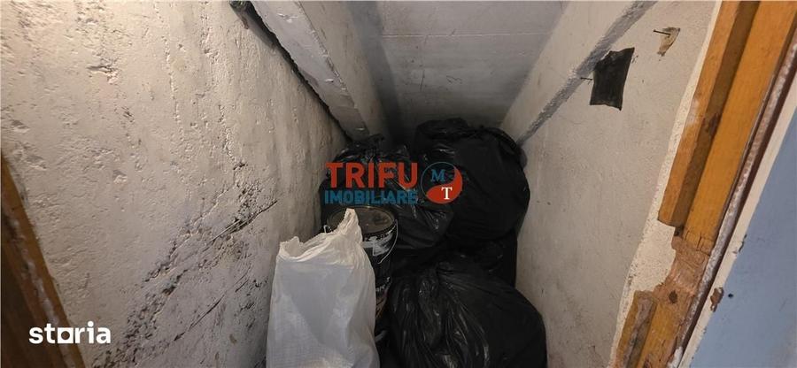 Apartament cu 3 camere decomandat în Cetate