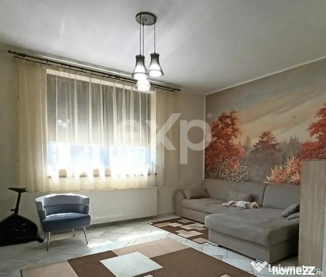 Apartament cu 3 camere decomandat în Găvana