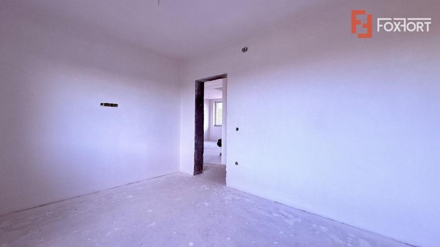 Casă cu 2 camere cu Teren 100 Mp în Sânandrei