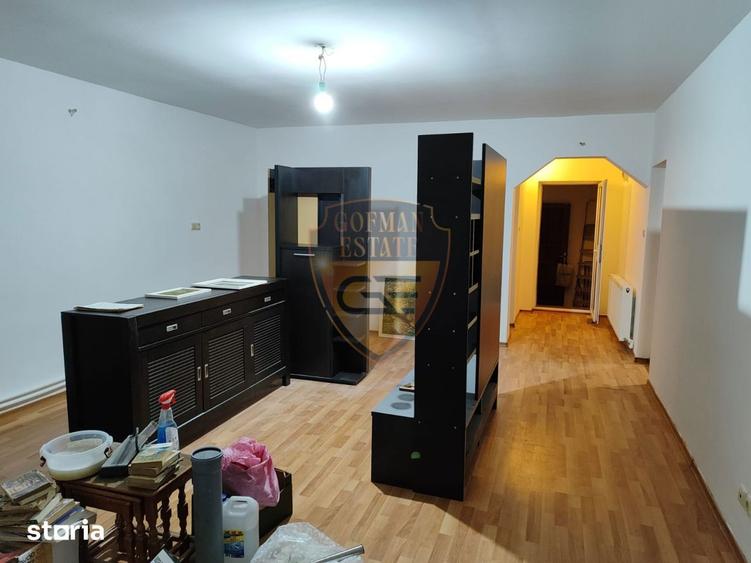 Casa 3 camere Valu Traian Mansardabila 110mp, teren 300mp, Mobilat, Ut - 19