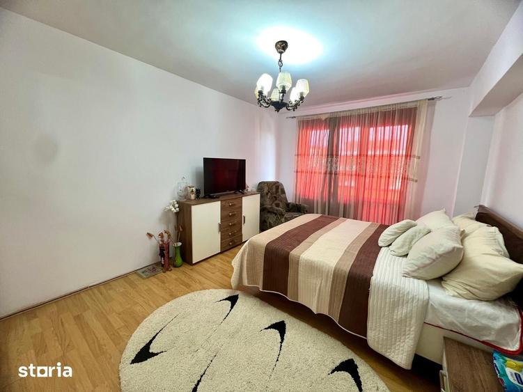 Apartament cu 3 camere în Tudor Vladimirescu