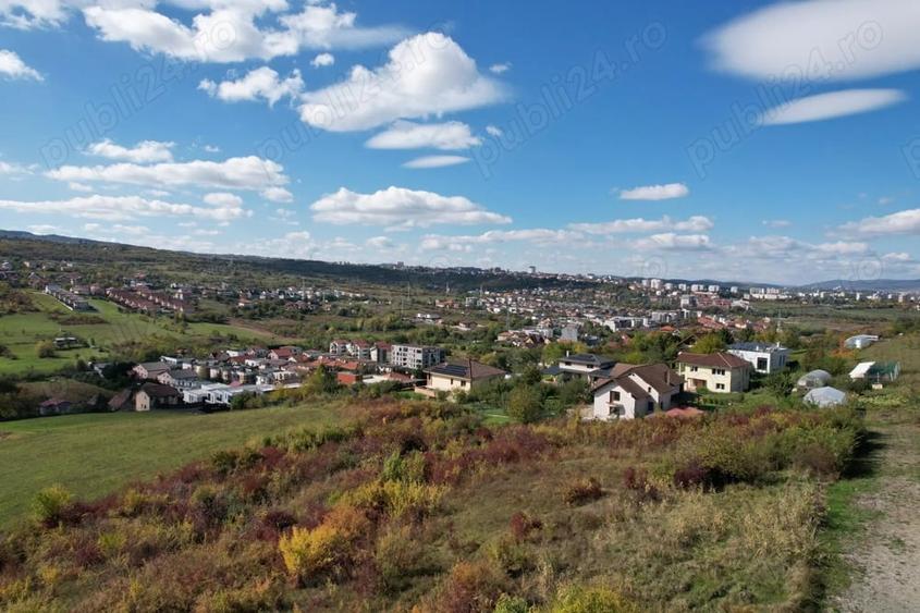 Teren de 6200 mp, în Borhanci