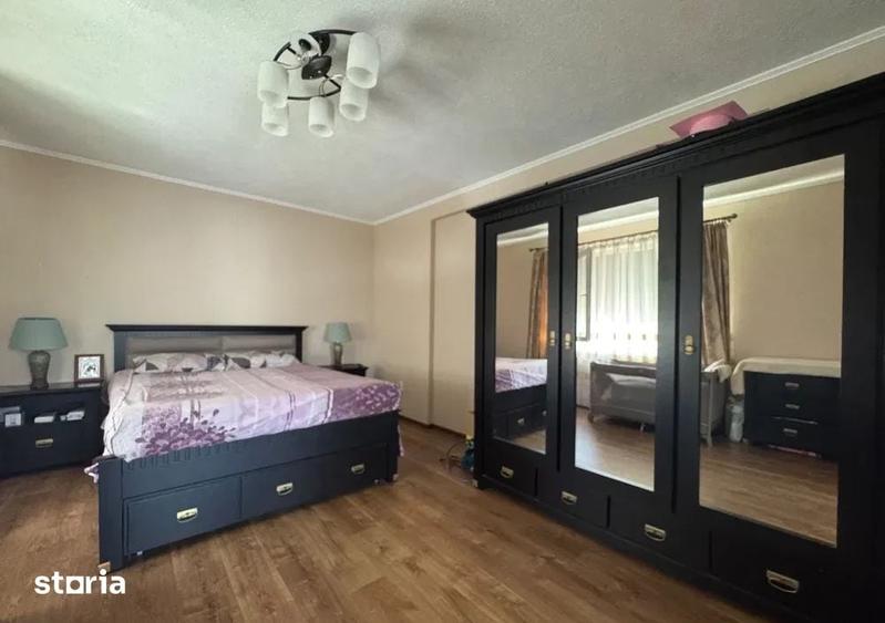 Apartament in vila, 3 camere, terasa de 30 mp, langa UMF si gradina Bo - 1