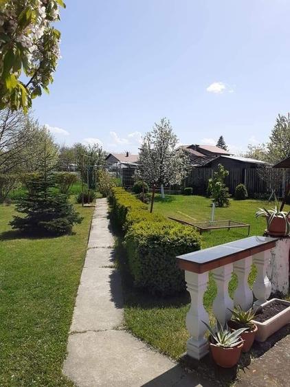 Casă cu 4 camere în Puchenii Mari