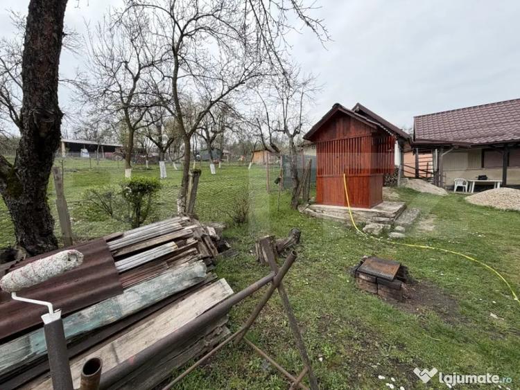 Casă cu 3 camere cu Teren 2000 Mp în Prodănești