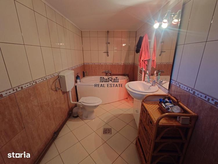 Casă cu 5 camere cu Teren 1440 Mp în Brazii