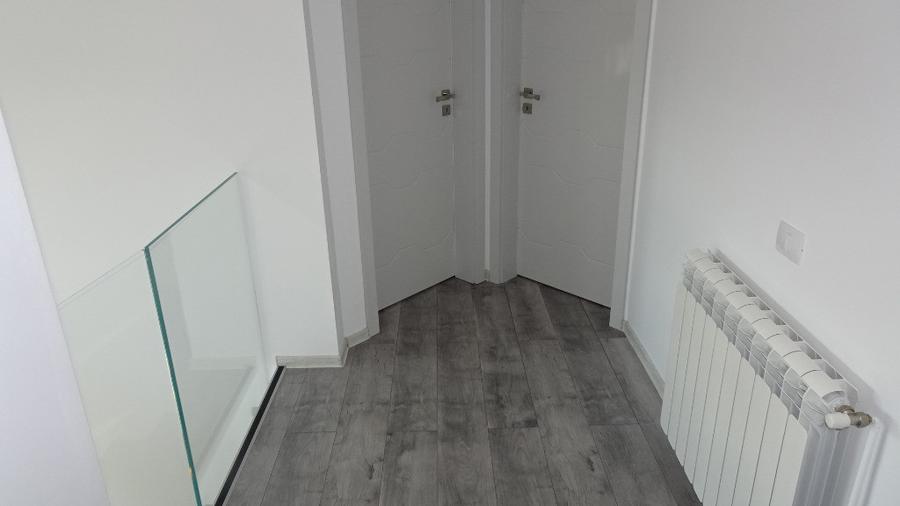Casă cu 4 camere cu Teren 942 Mp în Zăvoi