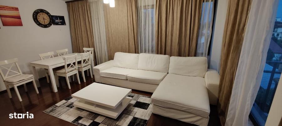 Apartament cu 3 camere decomandat în Jiului
