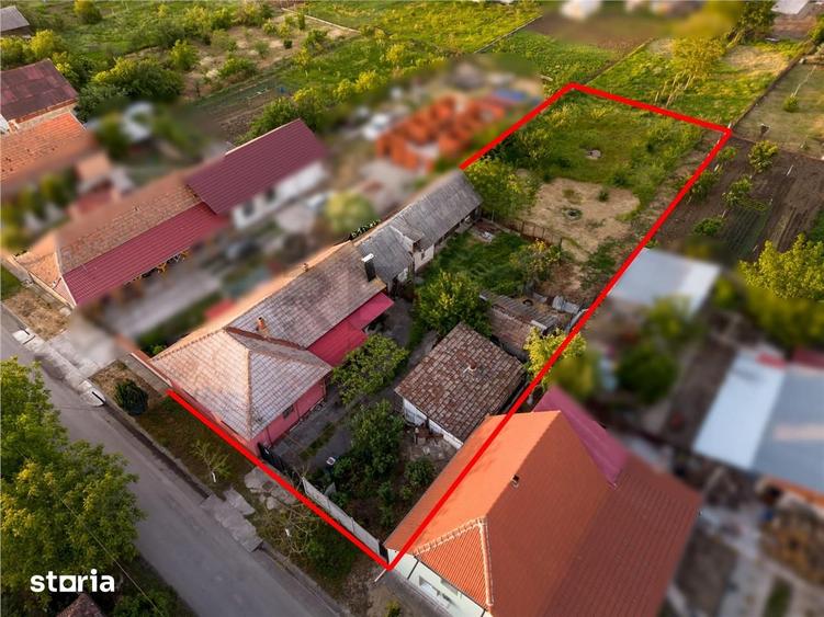 Casă cu 4 camere cu Teren 1440 Mp în Girișu de Criș