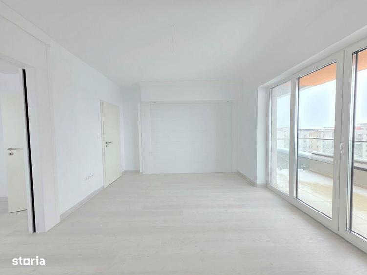 Apartament cu 2 camere decomandat în Tractorul — fotografia 1